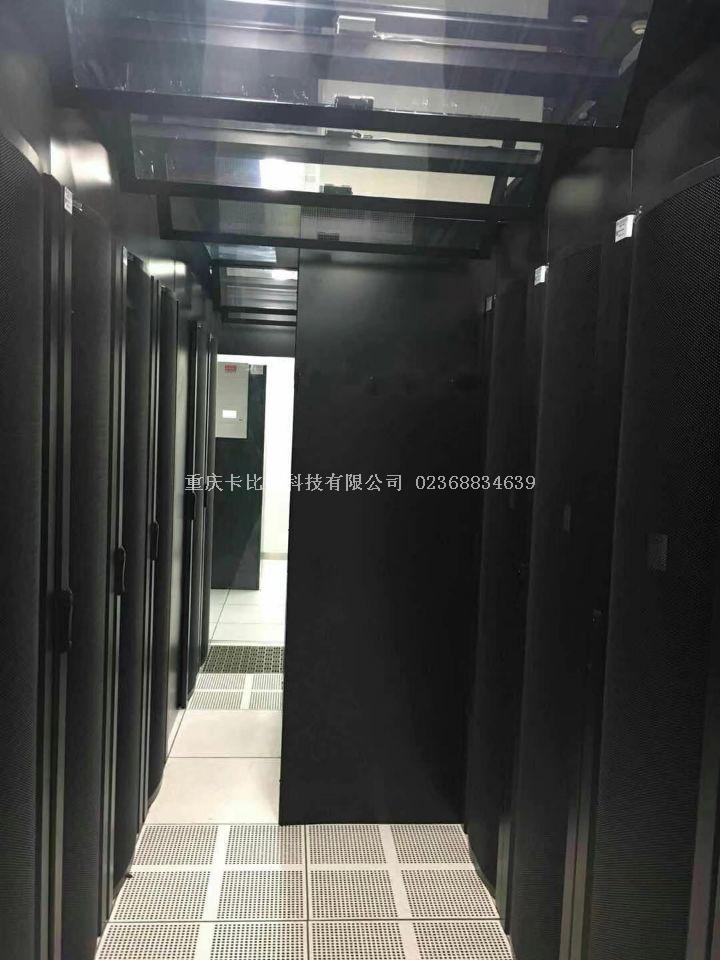 018柱子区域封闭（柱子凸入通道）.jpg